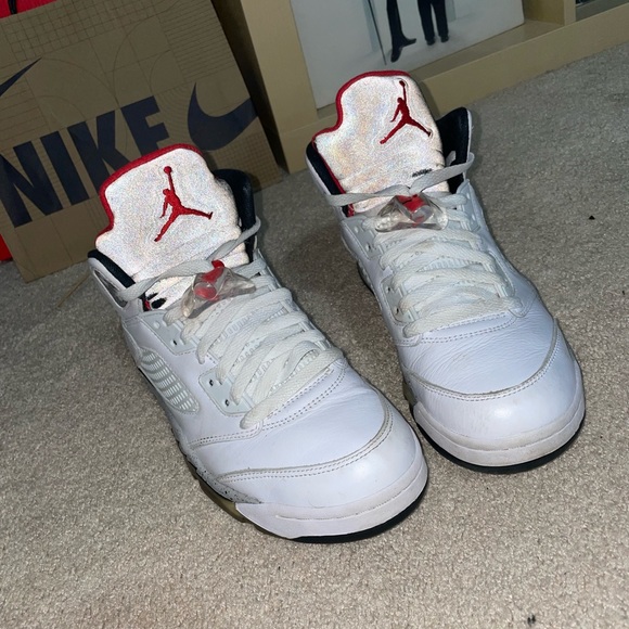 Air Jordan 5 Retro White Cement - Picture 2 of 8